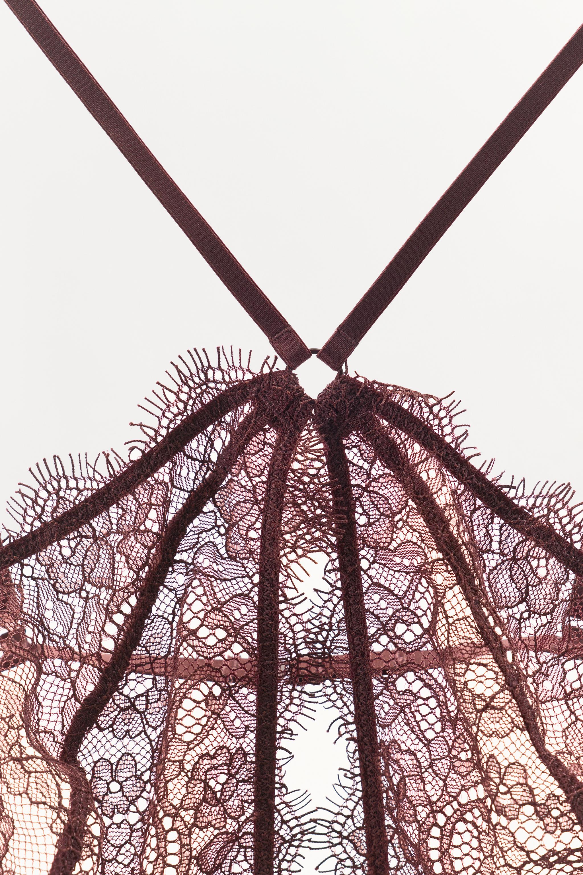 BODY HALTER EN DENTELLE